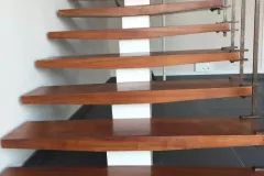 RENOVATION-DE-MARCHES-ESCALIER